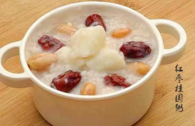 红枣桂圆粥